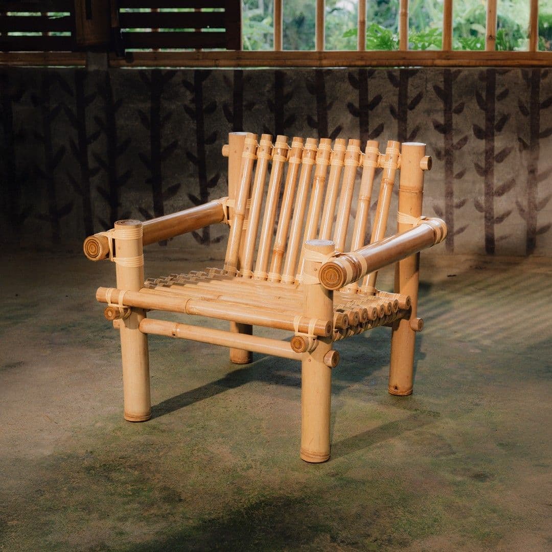 HOME_BAMBOO_CHAIR_002b.jpg hover